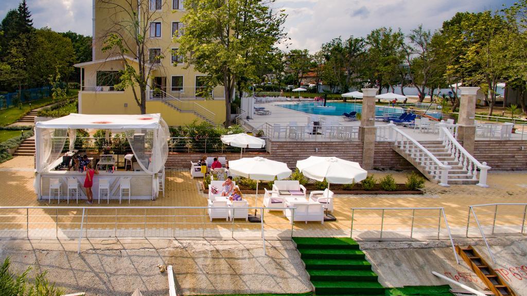 Perla Royal Hotel Primorsko Exterior photo